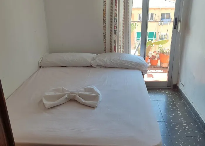 Malvarosa Apartment *